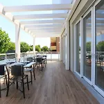 Olympia Hotel 3*